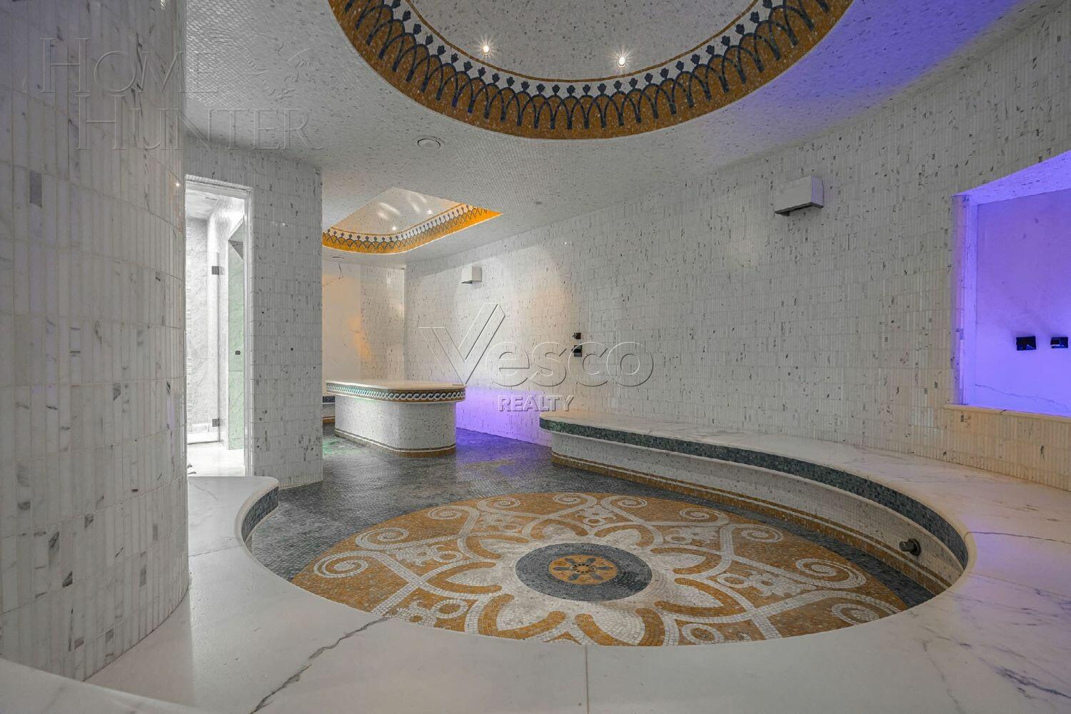 3-этажный коттедж 2 400 м² с отделкой