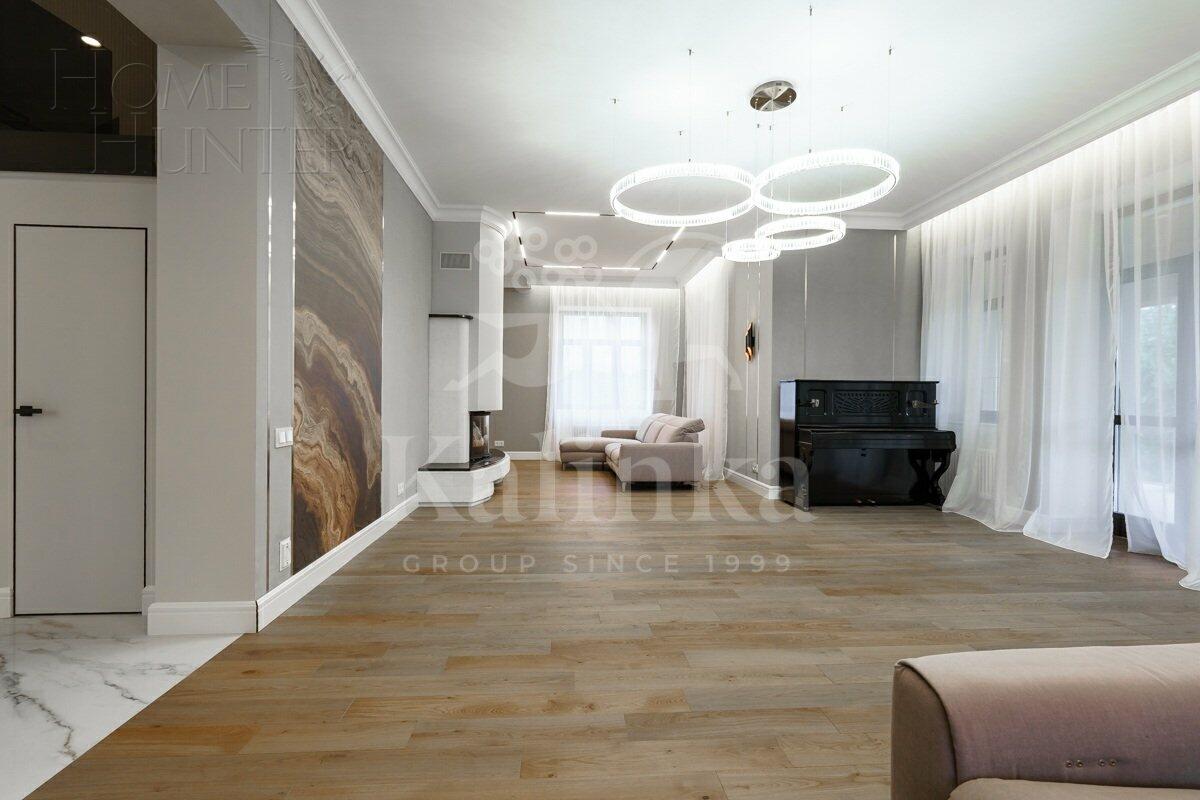 2-этажный коттедж 382 м² с отделкой