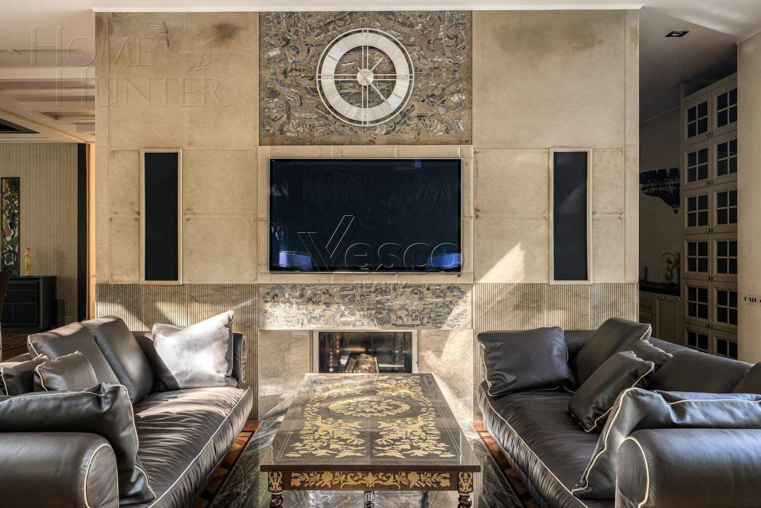 3-этажный коттедж 2 400 м² с отделкой