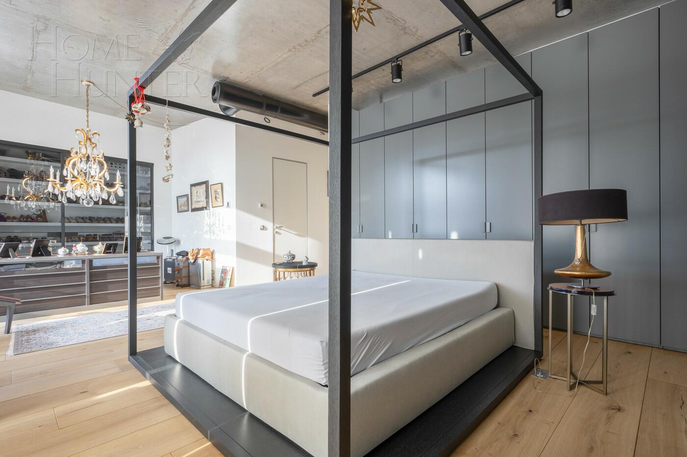 3-КОМН. КВАРТИРА С ОТДЕЛКОЙ 165.6 М² НА 5 ЭТАЖЕ