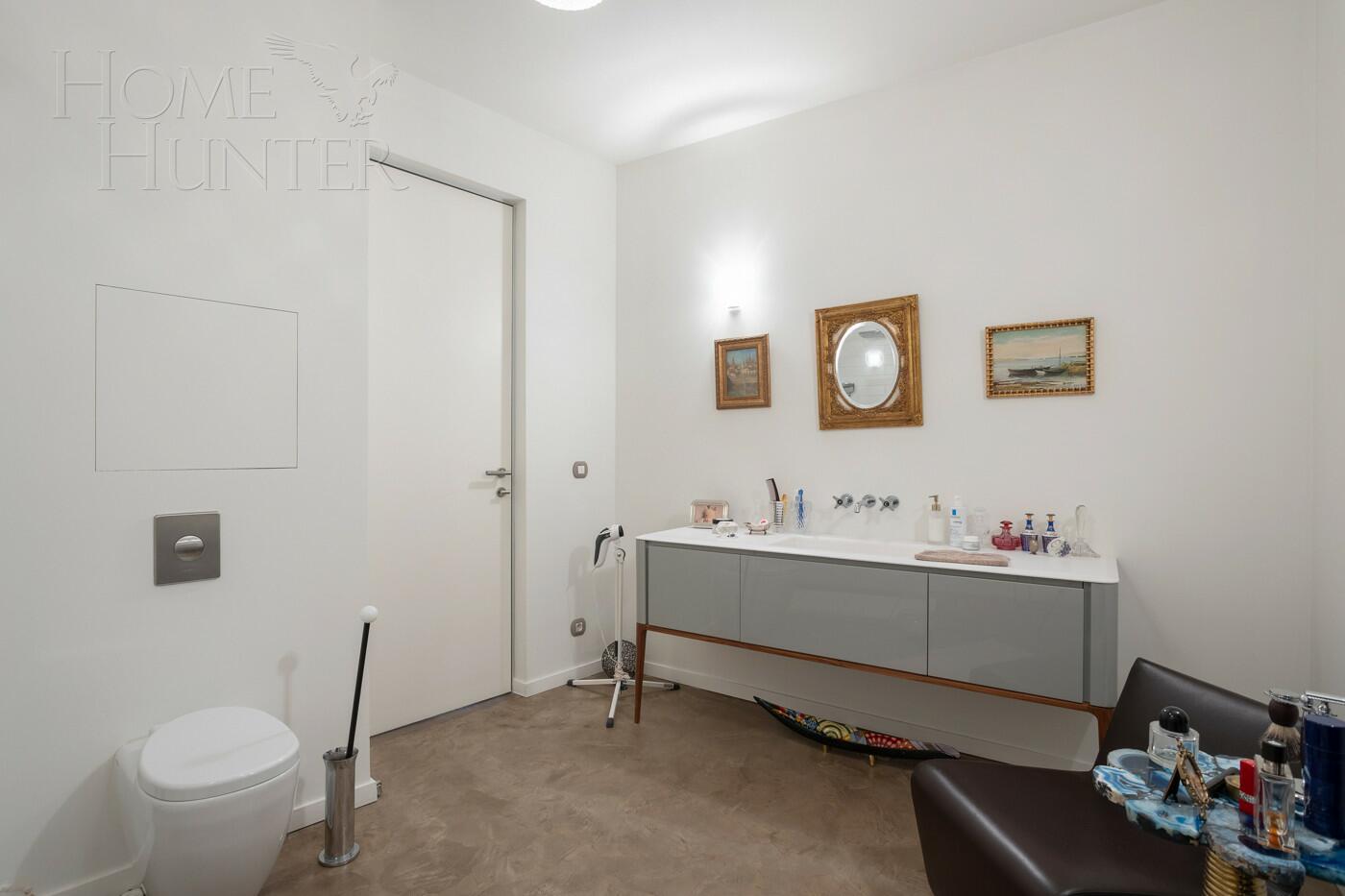 3-КОМН. КВАРТИРА С ОТДЕЛКОЙ 165.6 М² НА 5 ЭТАЖЕ