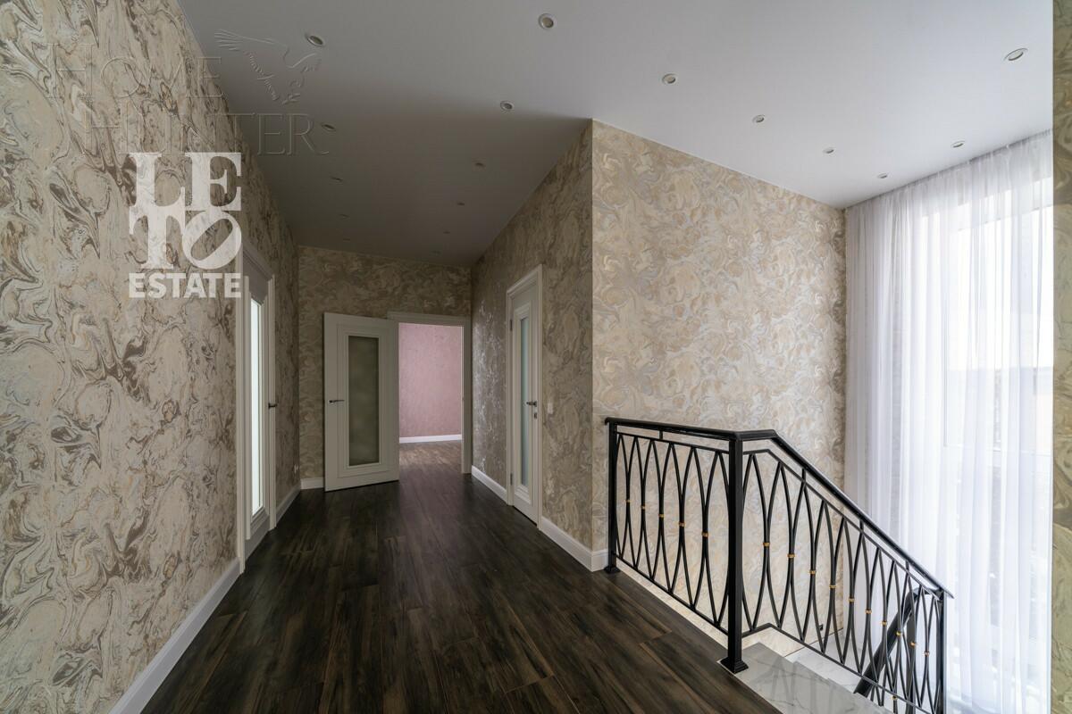 2-этажный коттедж 417.3 м² с отделкой