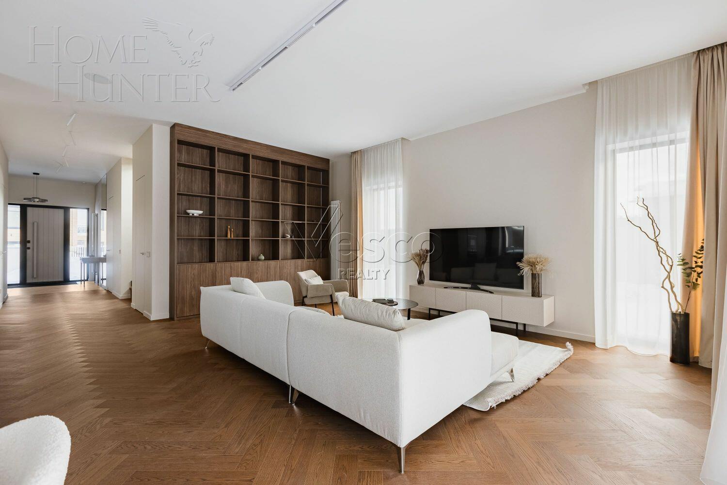 2-этажный коттедж 260 м² с отделкой