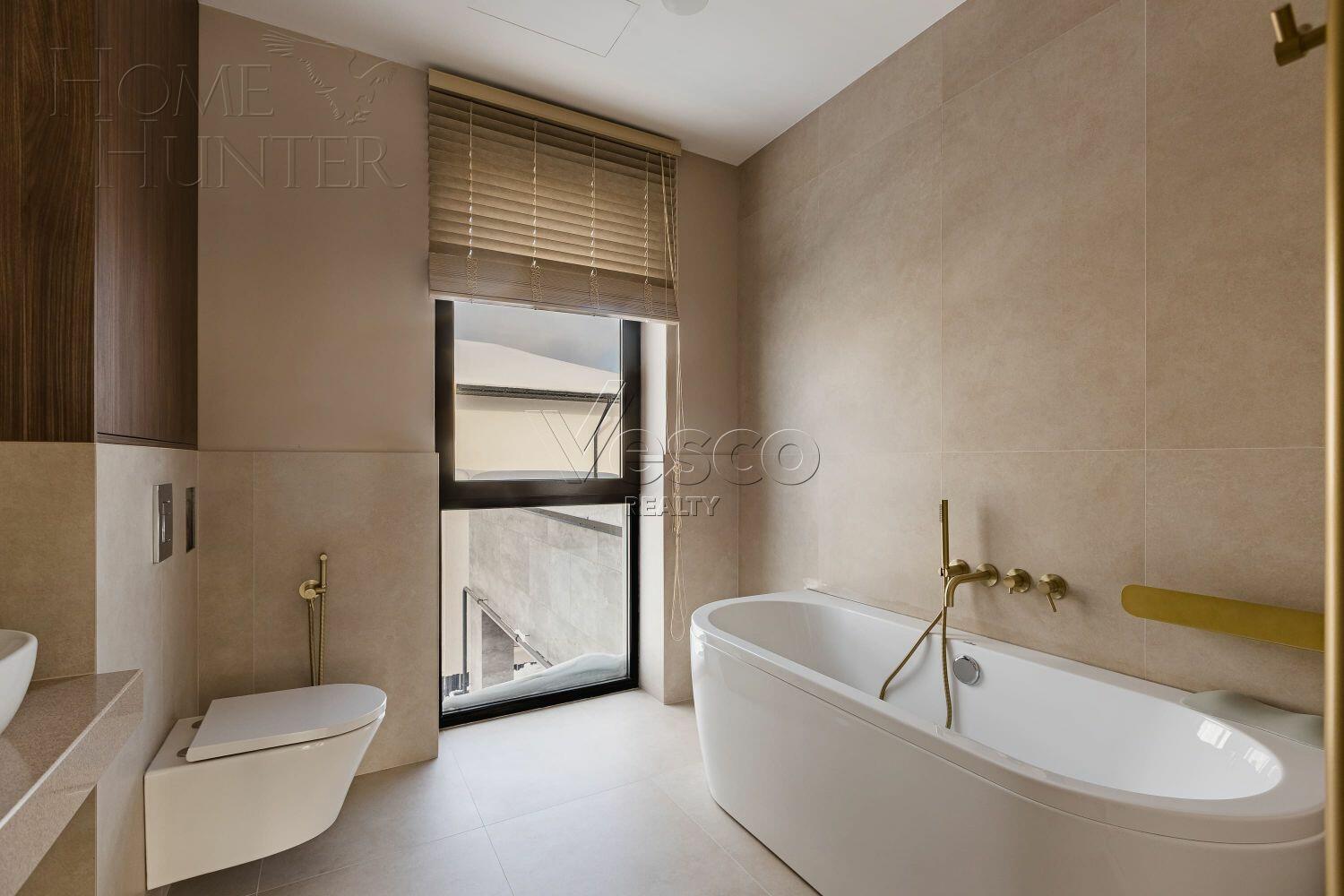 2-этажный коттедж 260 м² с отделкой