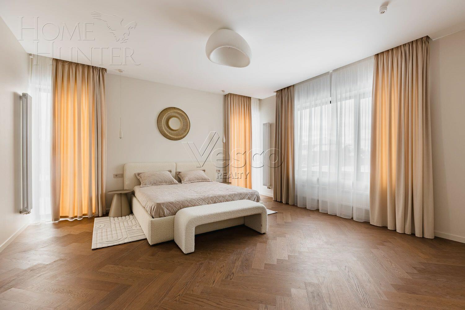 2-этажный коттедж 260 м² с отделкой