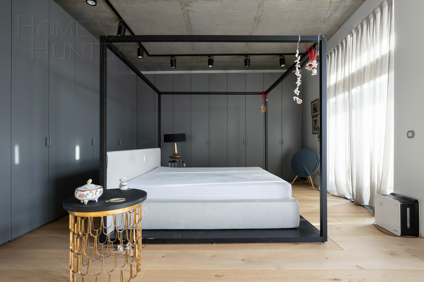 3-КОМН. КВАРТИРА С ОТДЕЛКОЙ 165.6 М² НА 5 ЭТАЖЕ