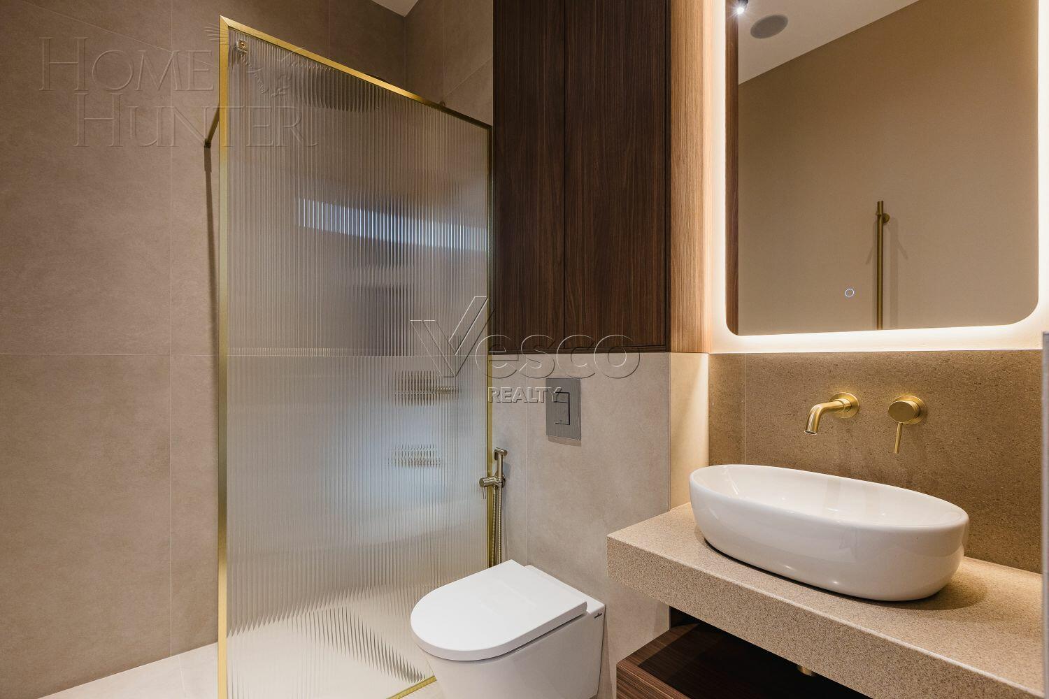 2-этажный коттедж 260 м² с отделкой