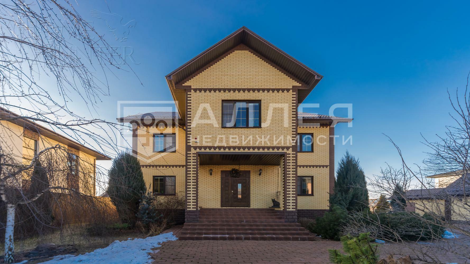 2-этажный коттедж 470 м² с отделкой