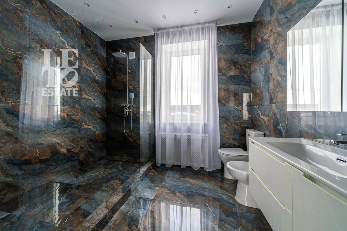 2-этажный коттедж 417.3 м² с отделкой