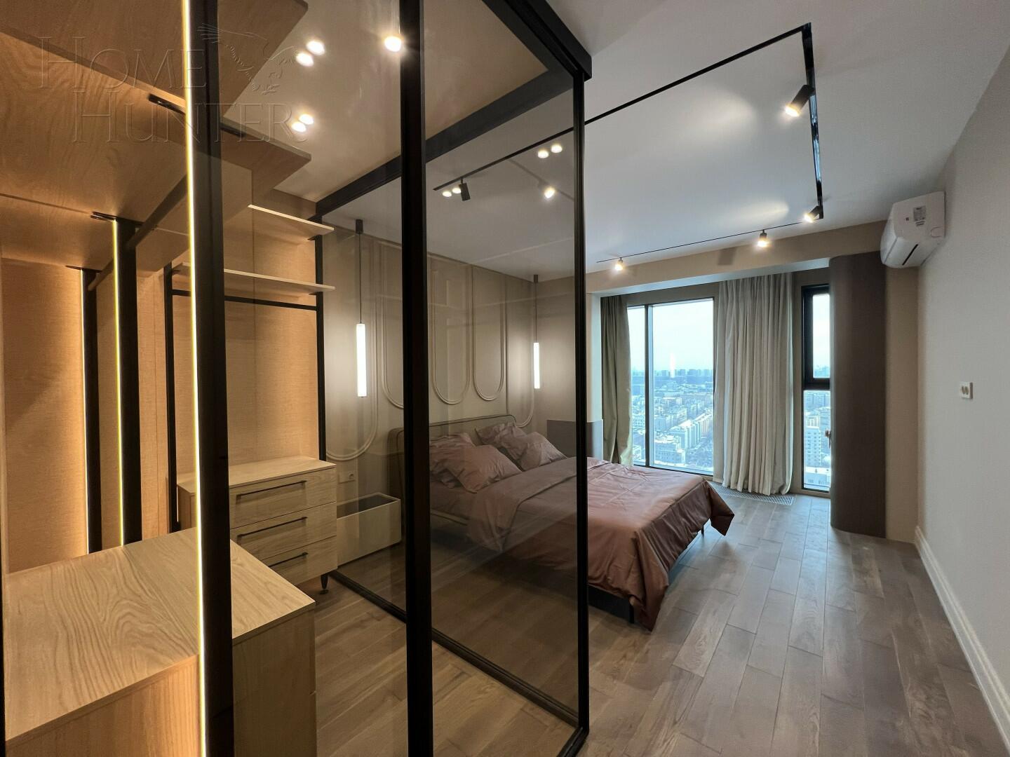 4-КОМН. КВАРТИРА С ОТДЕЛКОЙ 153 М² НА 26 ЭТАЖЕ