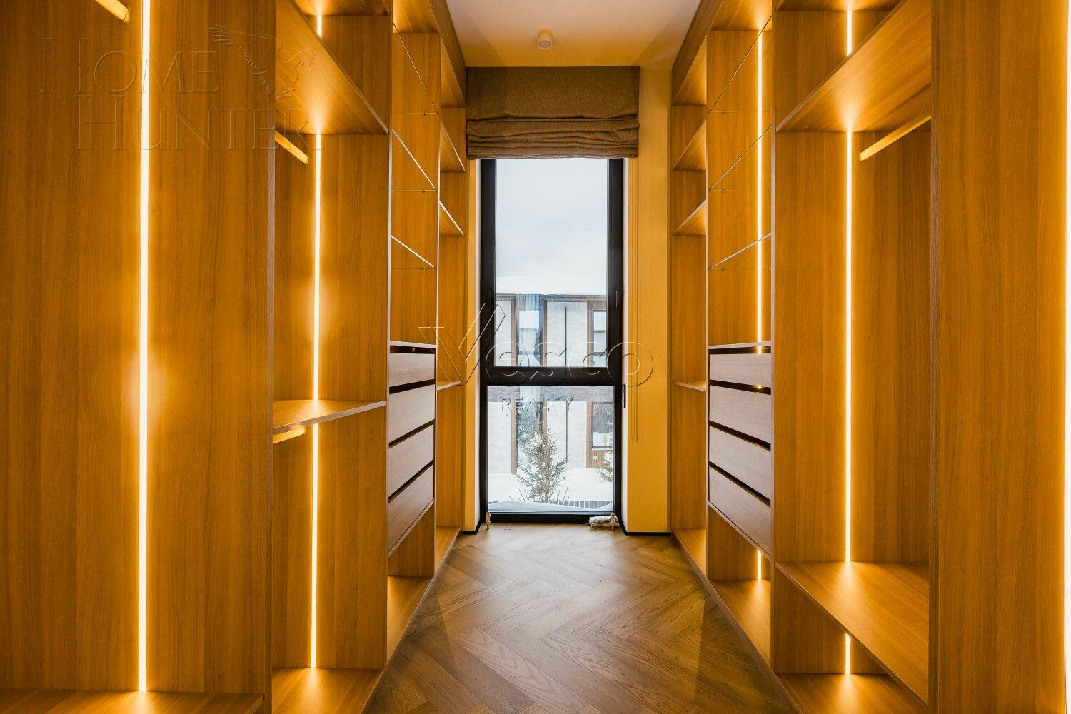 2-этажный коттедж 310 м² с отделкой