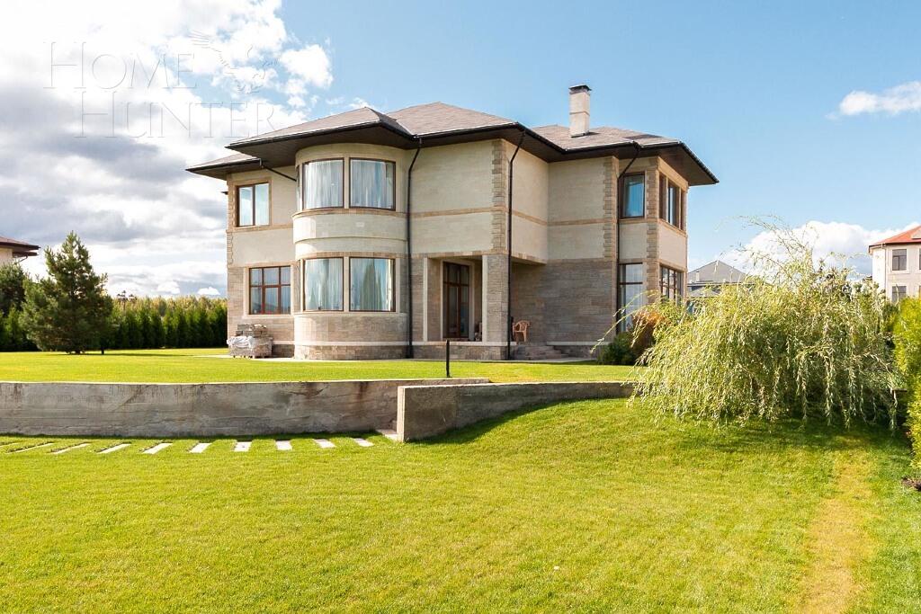 2-этажный коттедж 437 м² с отделкой