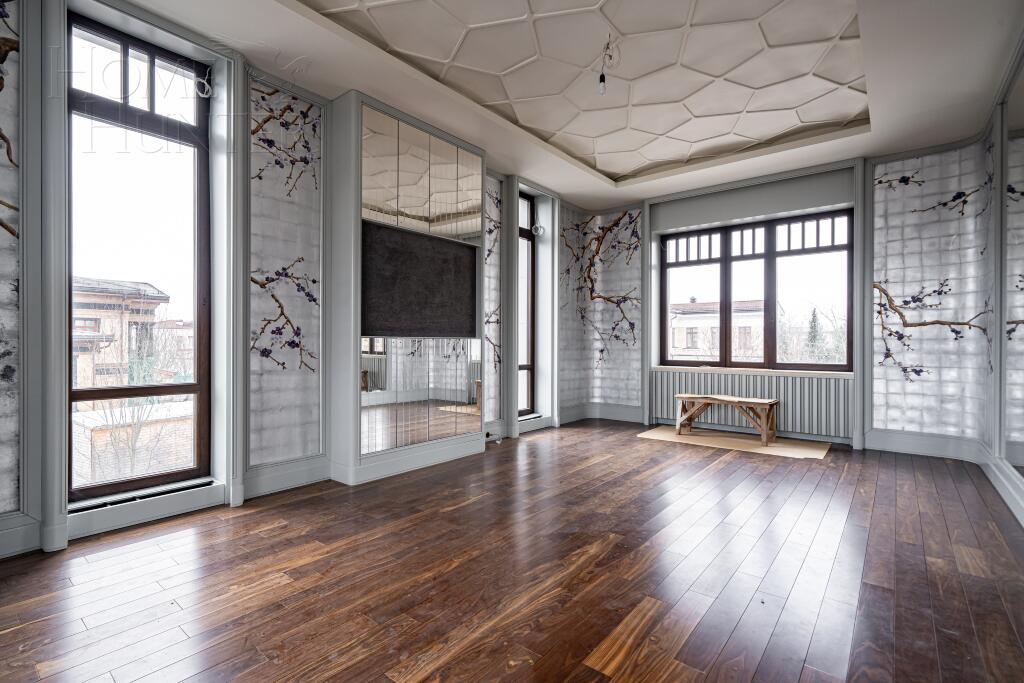 КОТТЕДЖ 1 250 м² с отделкой