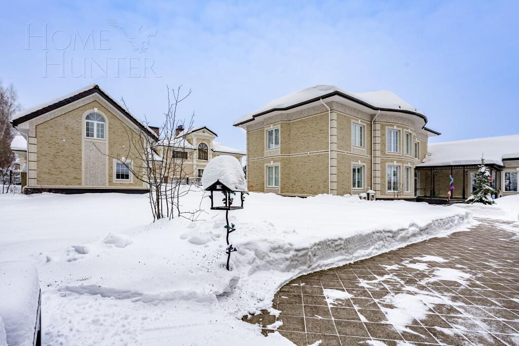 2-этажный коттедж 673 м² с отделкой