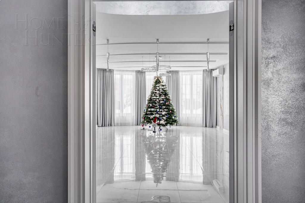 2-этажный коттедж 673 м² с отделкой