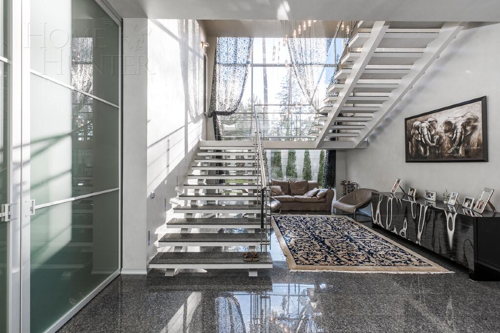 2-этажный коттедж 100 м² с отделкой