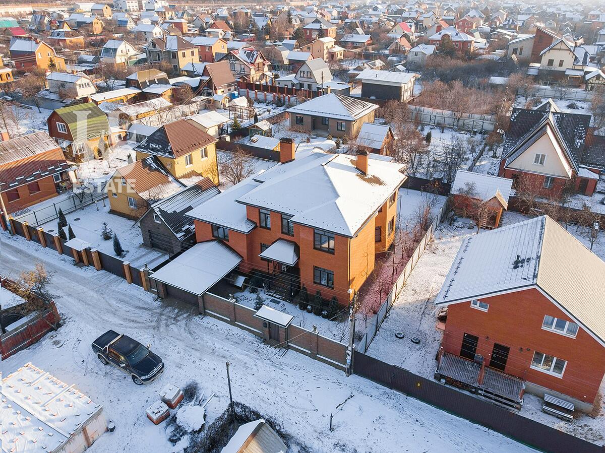 2-этажный коттедж 500 м² с отделкой