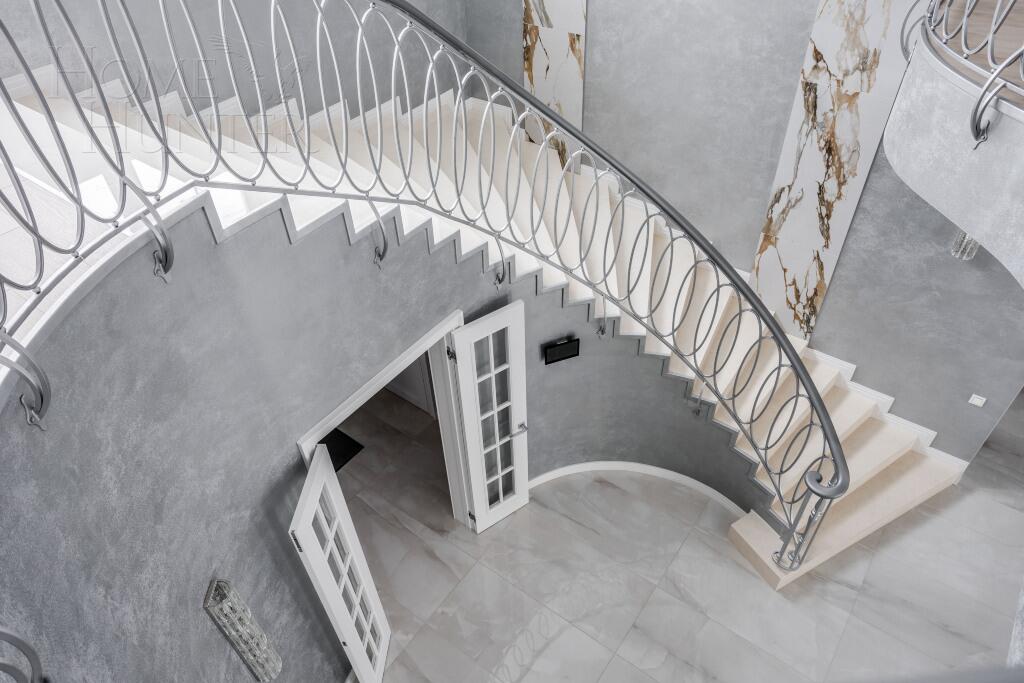 2-этажный коттедж 673 м² с отделкой