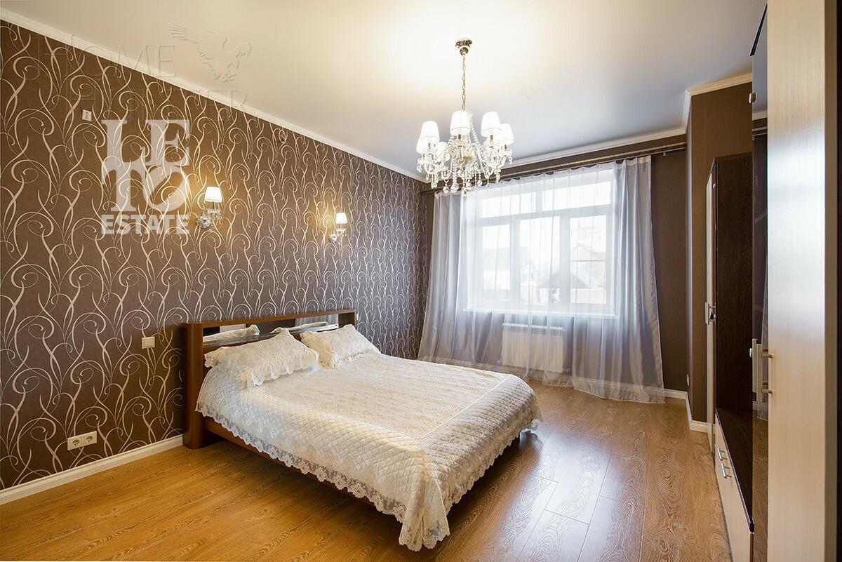 2-этажный коттедж 500 м² с отделкой