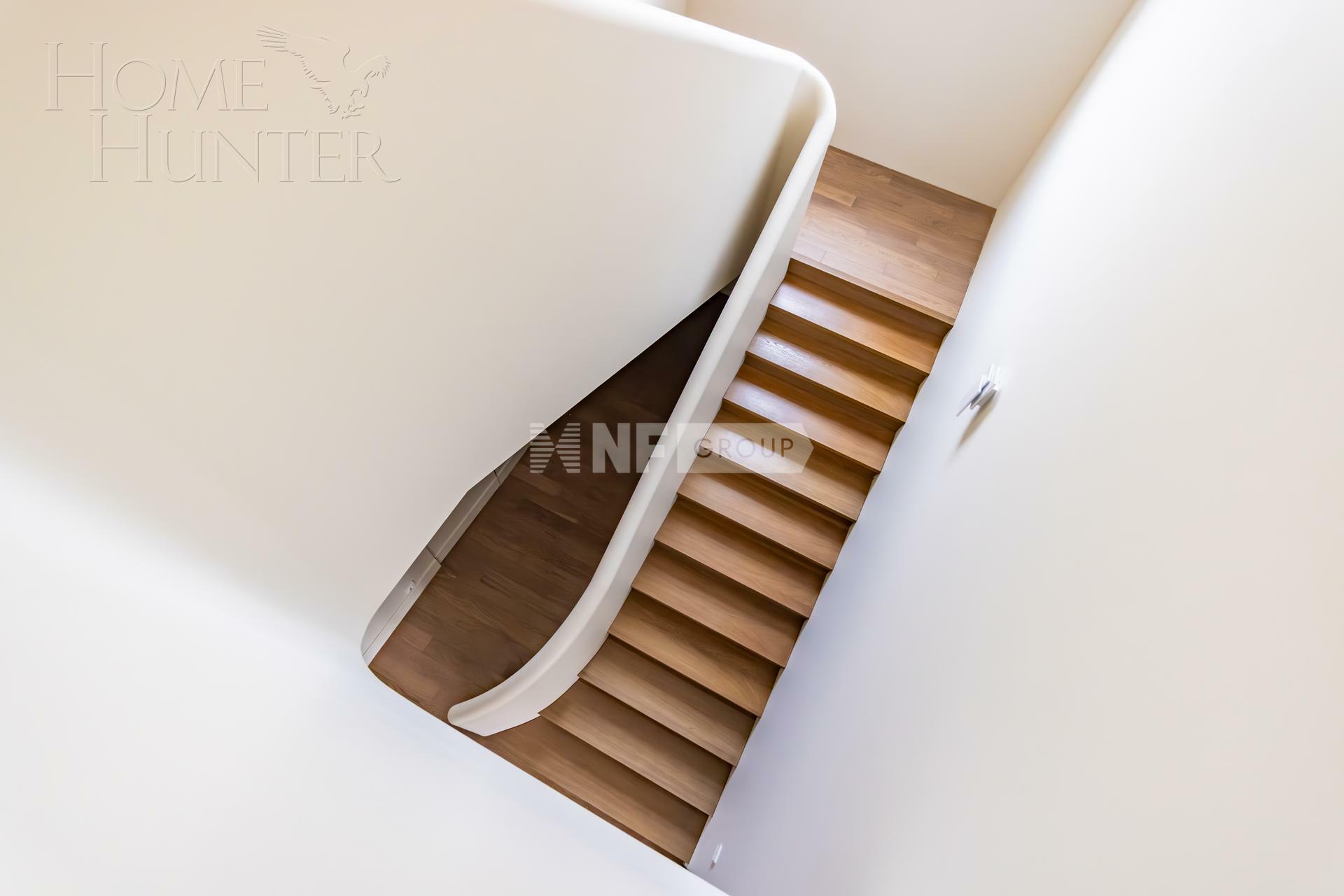 2-этажный коттедж 280 м² с отделкой