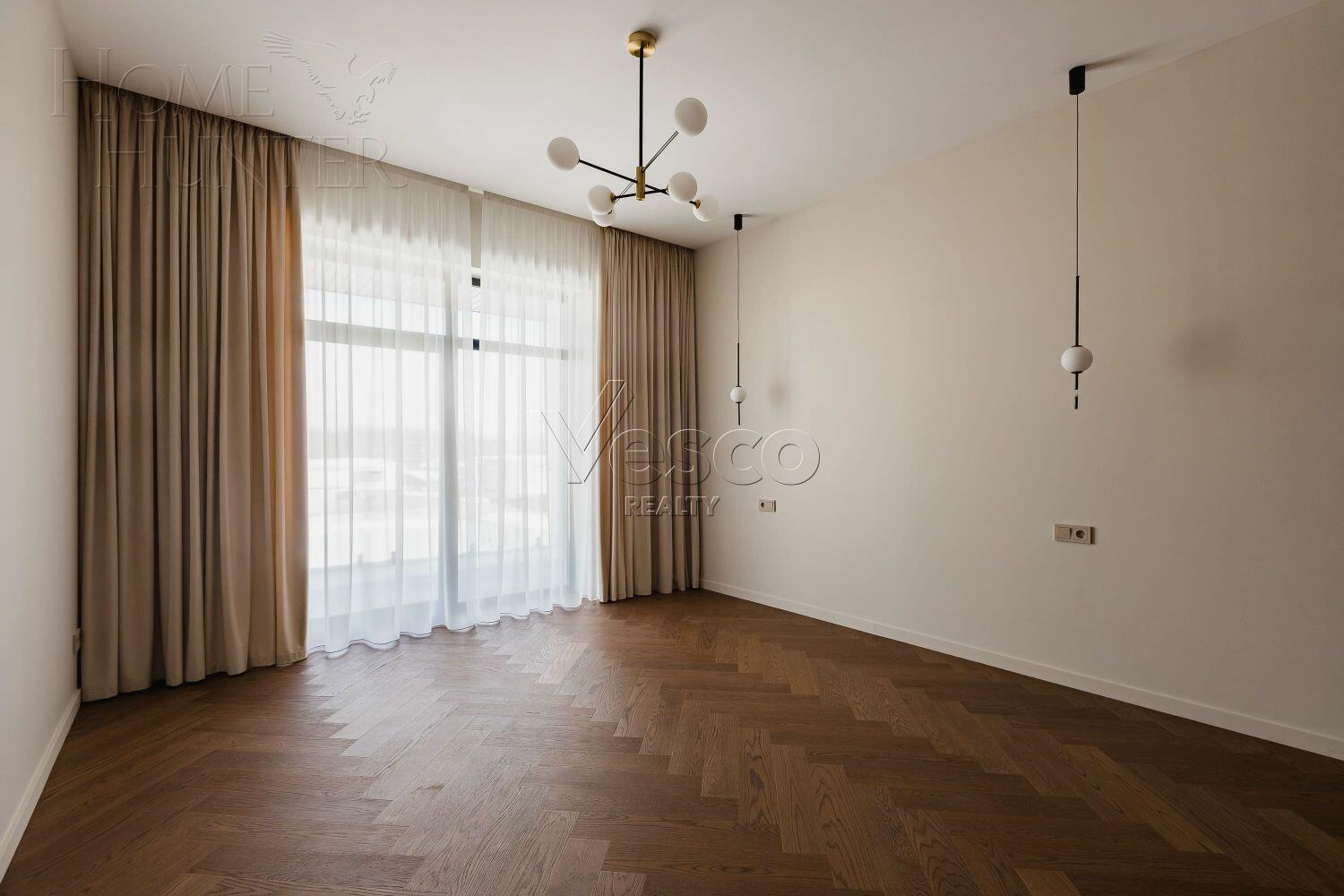 2-этажный коттедж 260 м² с отделкой