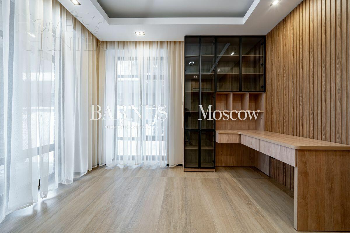 2-этажный коттедж 340 м² с отделкой