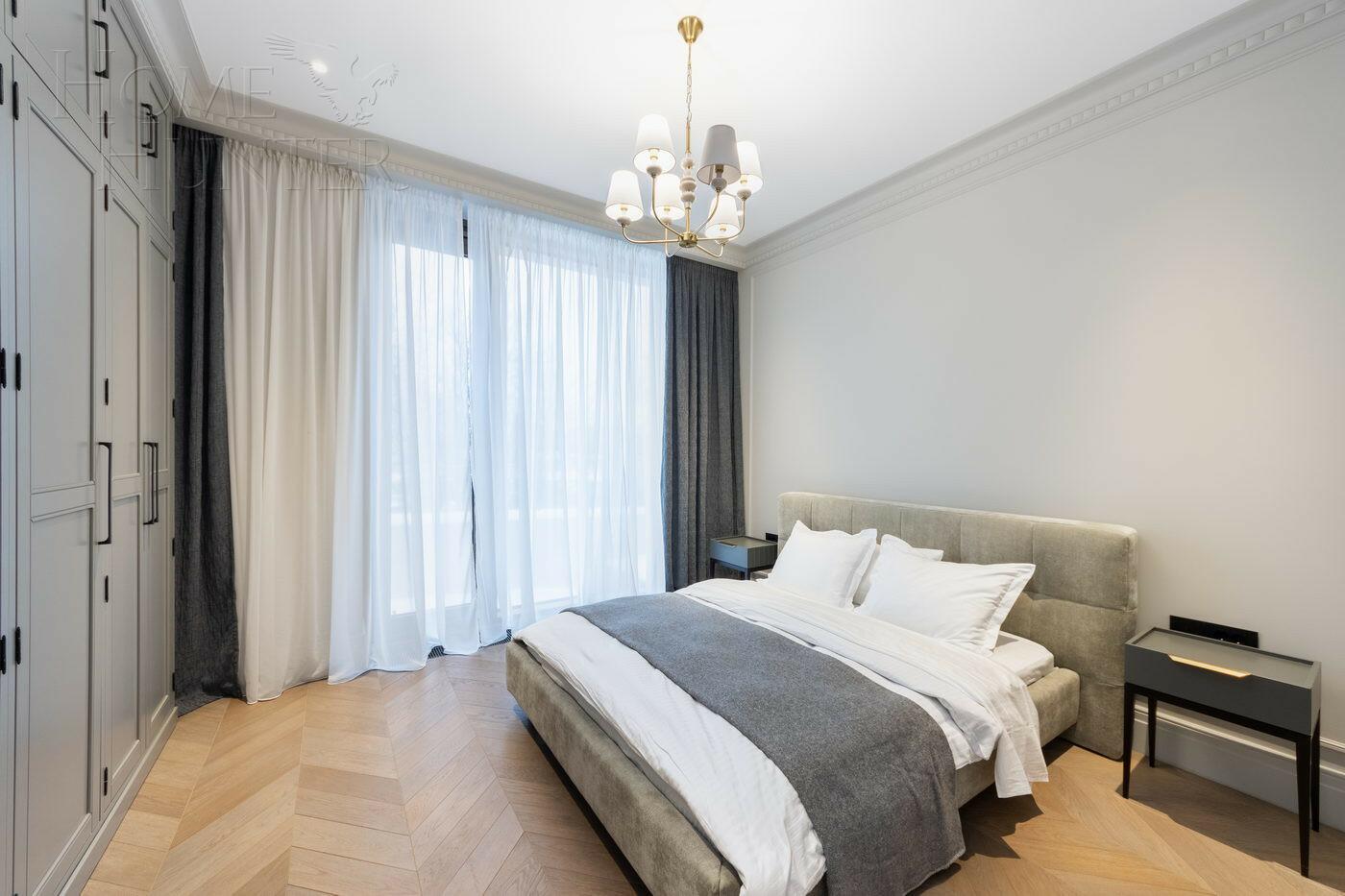 4-КОМН. КВАРТИРА С ОТДЕЛКОЙ 135.1 М² НА 2 ЭТАЖЕ