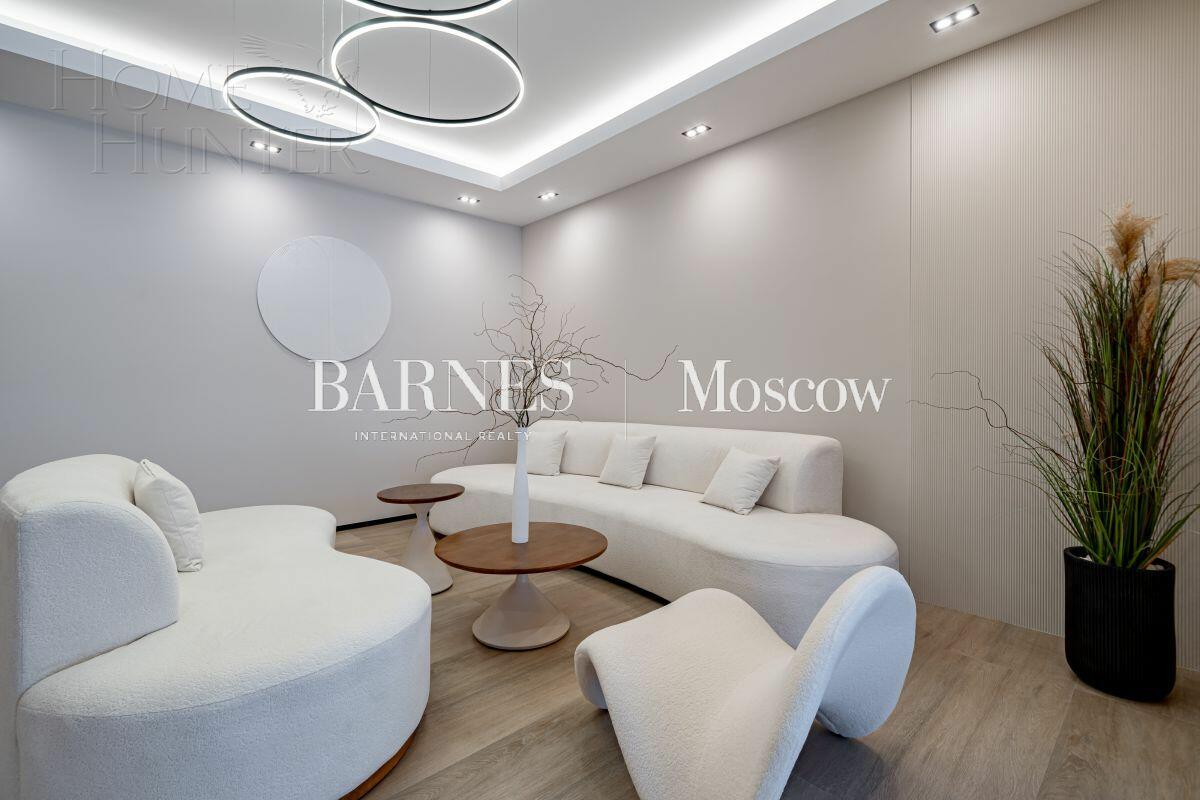 2-этажный коттедж 340 м² с отделкой