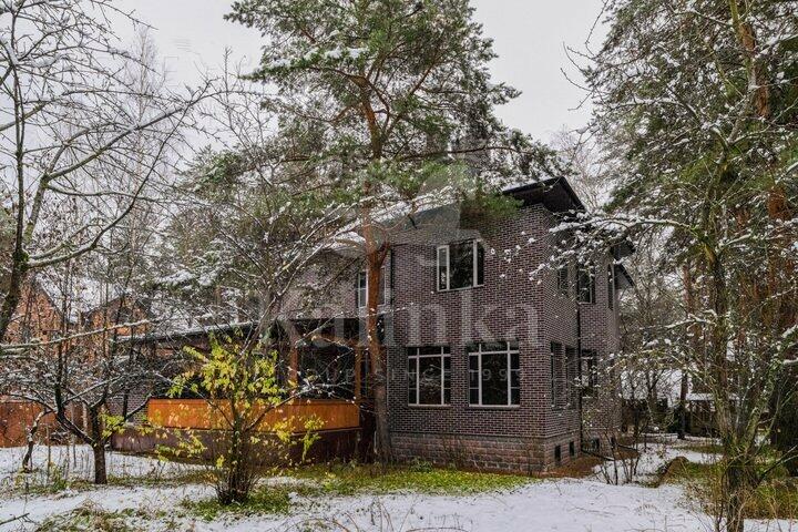 2-этажный коттедж 520 м² с отделкой