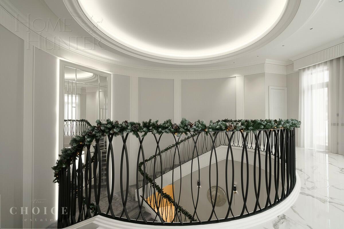 2-этажный коттедж 600 м² с отделкой