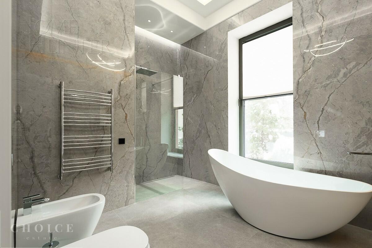 2-этажный коттедж 600 м² с отделкой