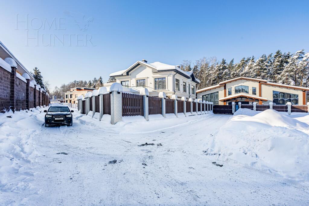 2-этажный коттедж 300 м² без отделки