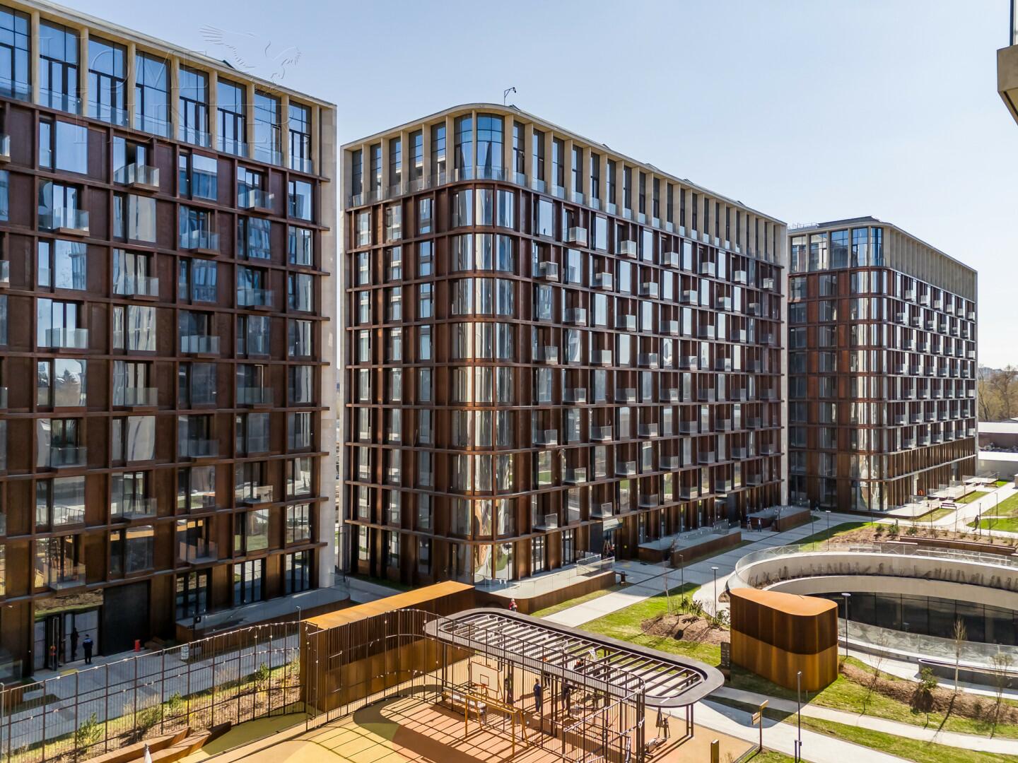 4-КОМН. КВАРТИРА С ОТДЕЛКОЙ 135.1 М² НА 2 ЭТАЖЕ