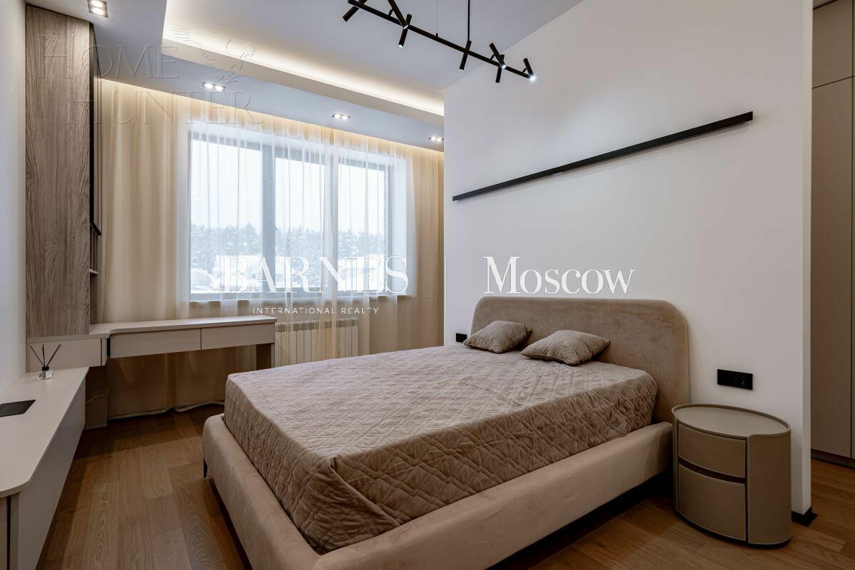 2-этажный коттедж 340 м² с отделкой