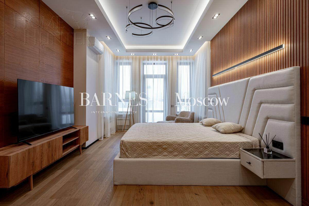 2-этажный коттедж 340 м² с отделкой