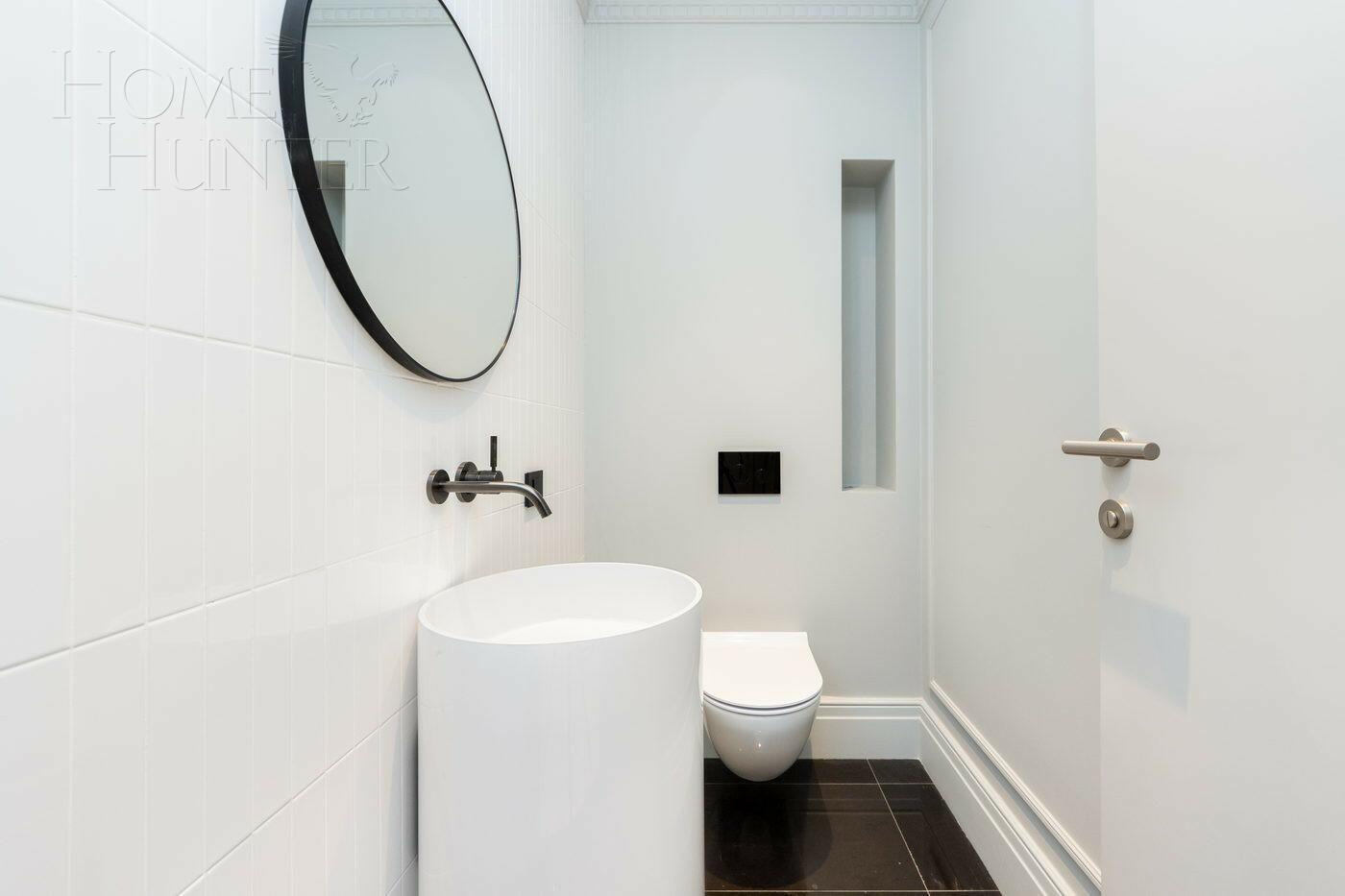 4-КОМН. КВАРТИРА С ОТДЕЛКОЙ 135.1 М² НА 2 ЭТАЖЕ