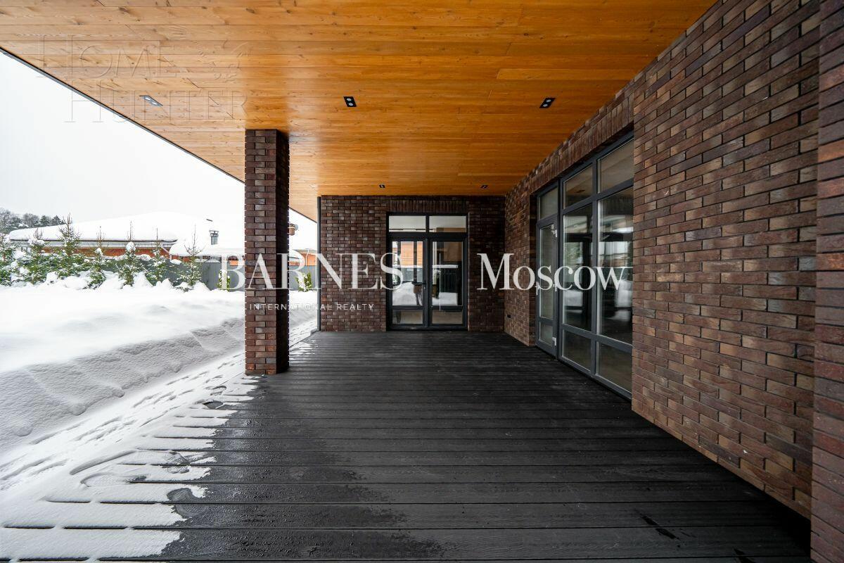 2-этажный коттедж 340 м² с отделкой