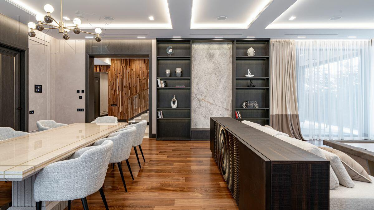 2-этажный коттедж 1 000 м² с отделкой