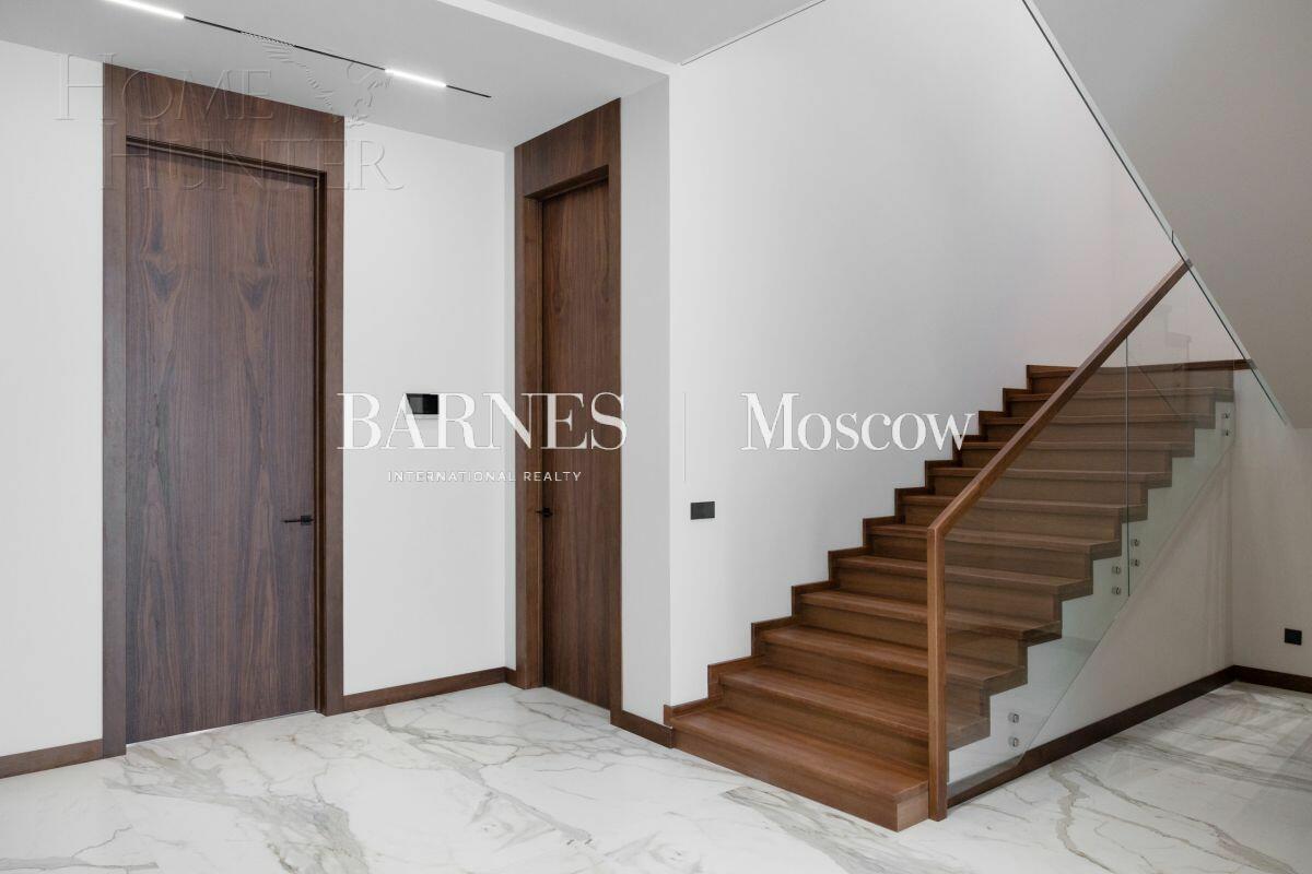 2-этажный коттедж 523 м² с отделкой