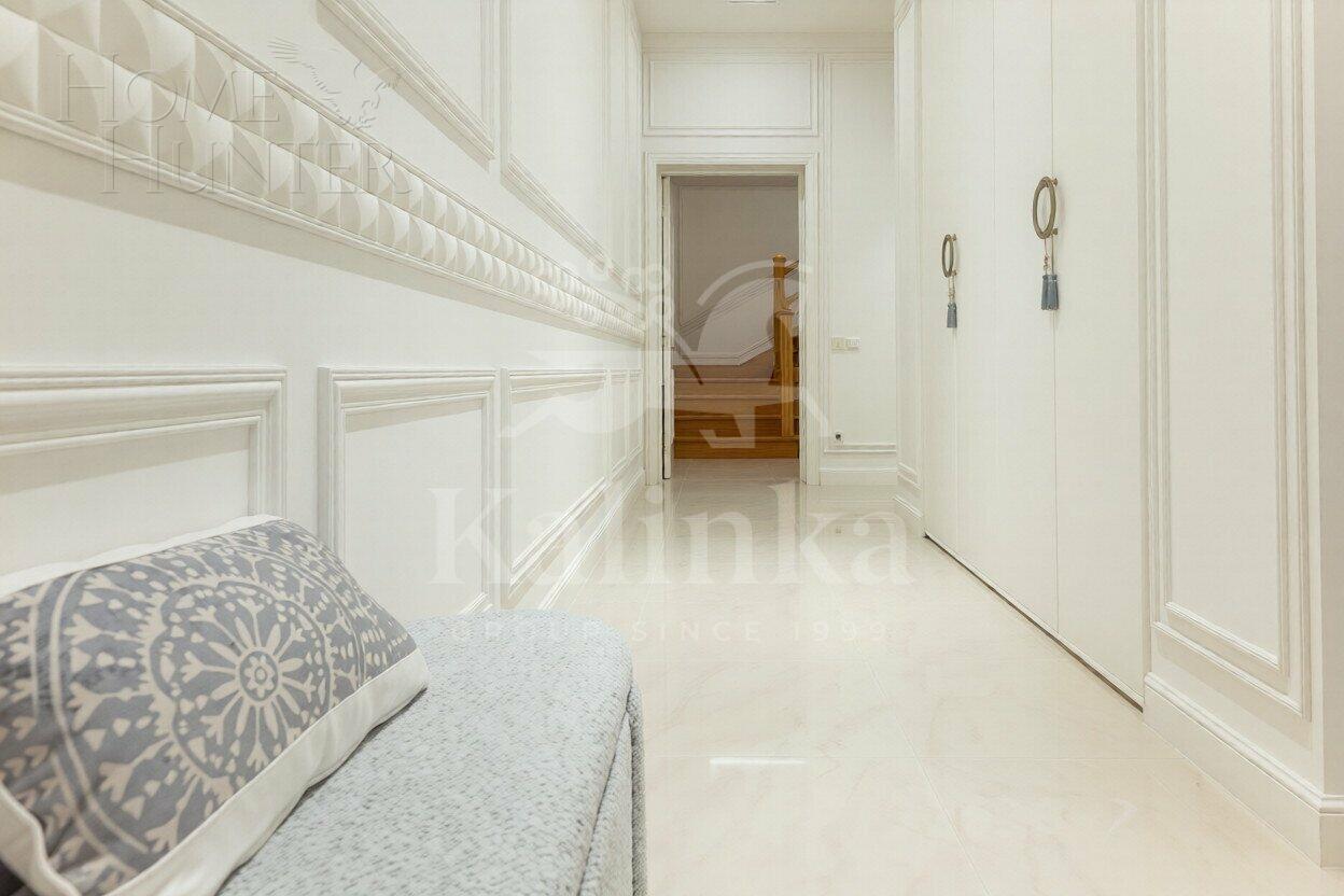 2-этажный таунхаус 205 м² с отделкой