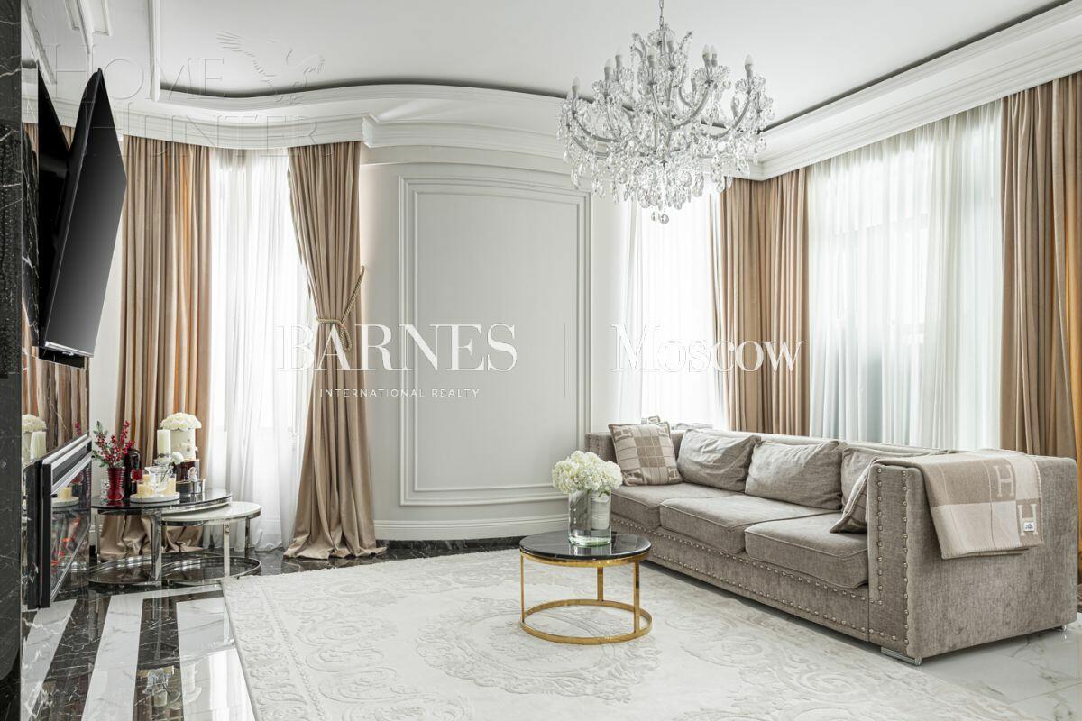 4-КОМН. КВАРТИРА С ОТДЕЛКОЙ 125 М² НА 5 ЭТАЖЕ