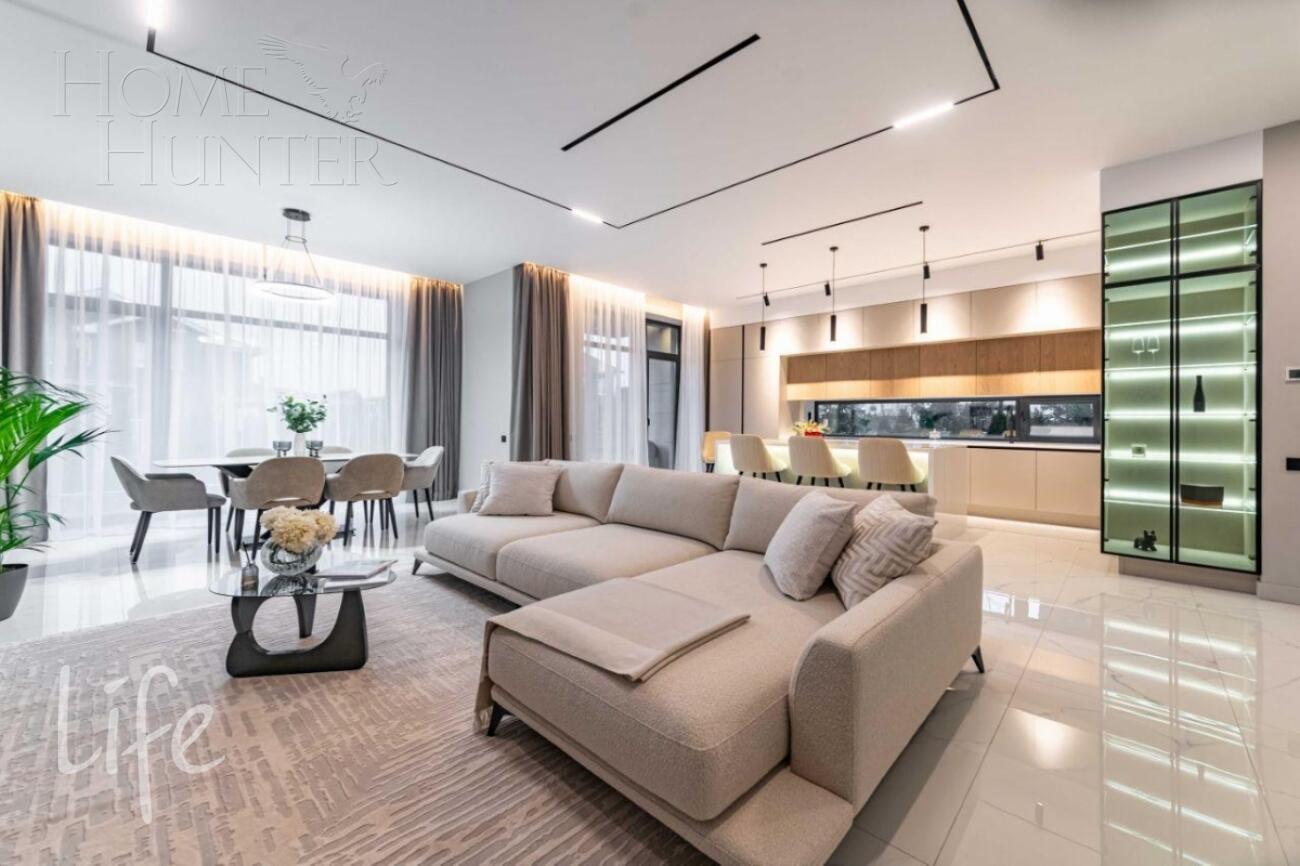 2-этажный коттедж 302 м² с отделкой