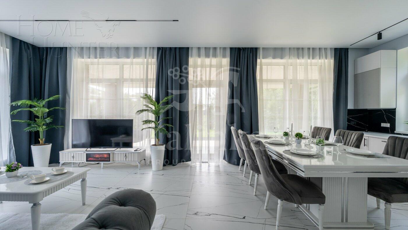 2-этажный коттедж 220 м² с отделкой