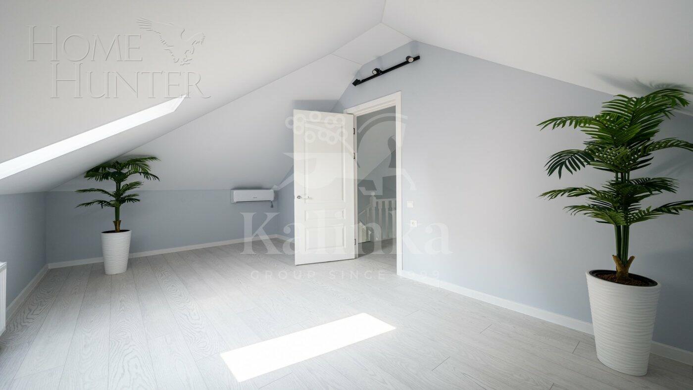 2-этажный коттедж 220 м² с отделкой