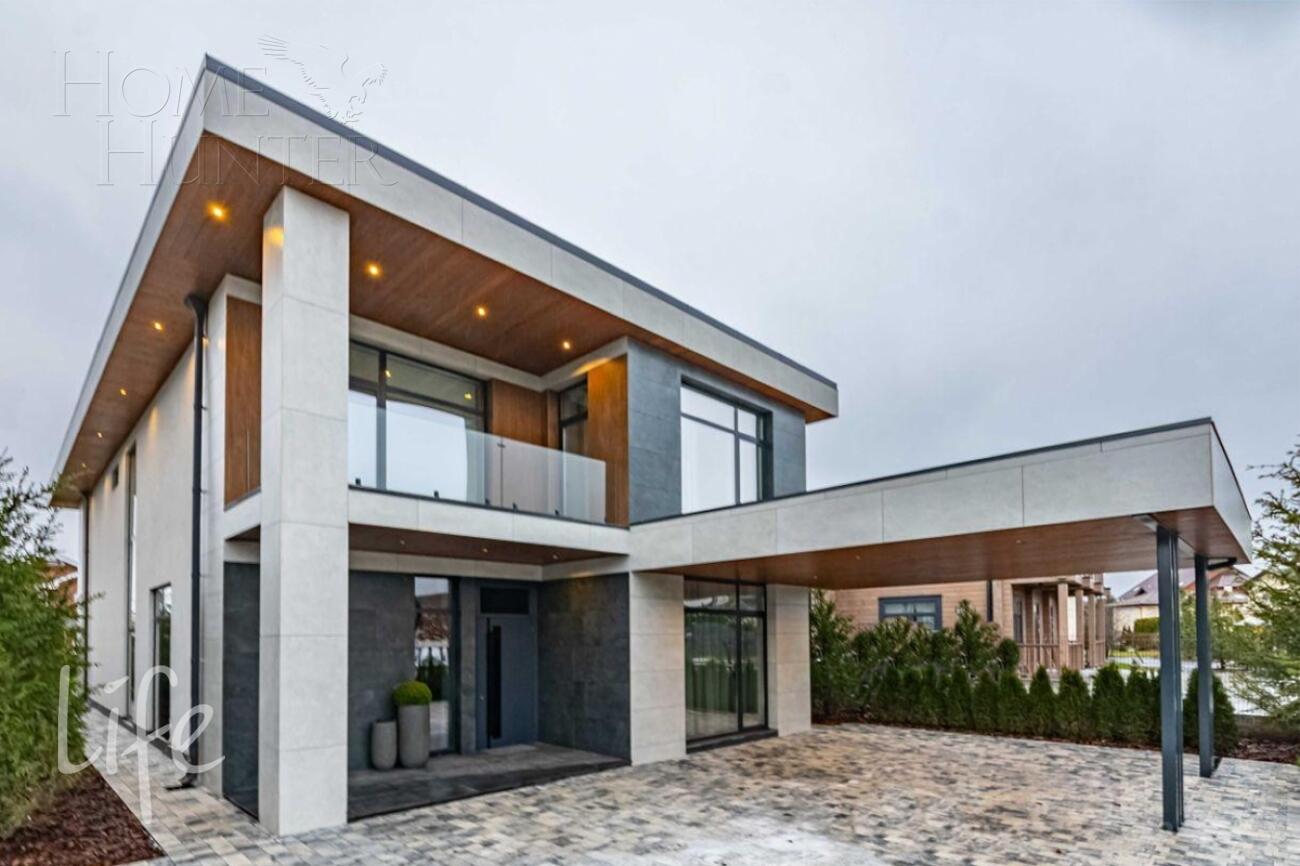 2-этажный коттедж 302 м² с отделкой