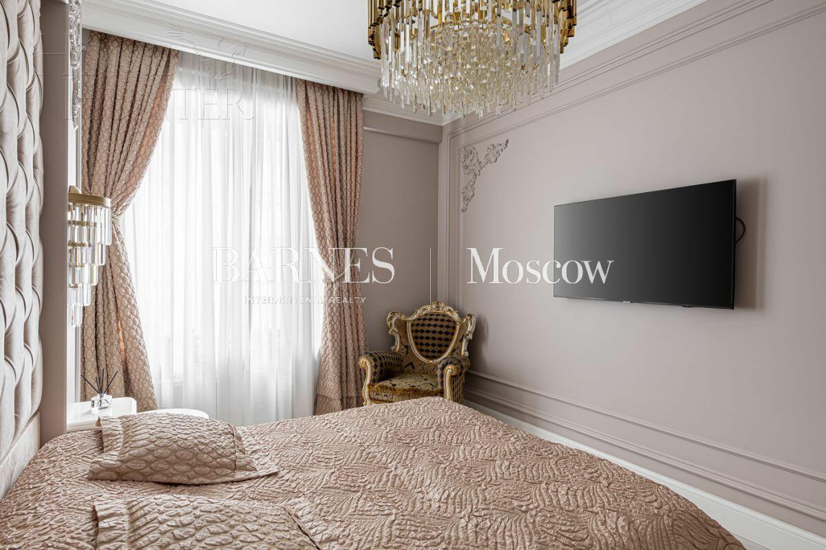 4-КОМН. КВАРТИРА С ОТДЕЛКОЙ 125 М² НА 5 ЭТАЖЕ