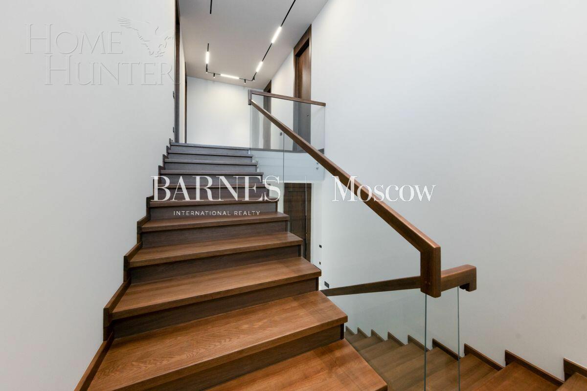 2-этажный коттедж 523 м² с отделкой