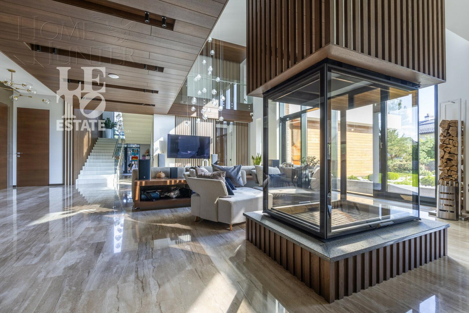 3-этажный коттедж 550 м² с отделкой