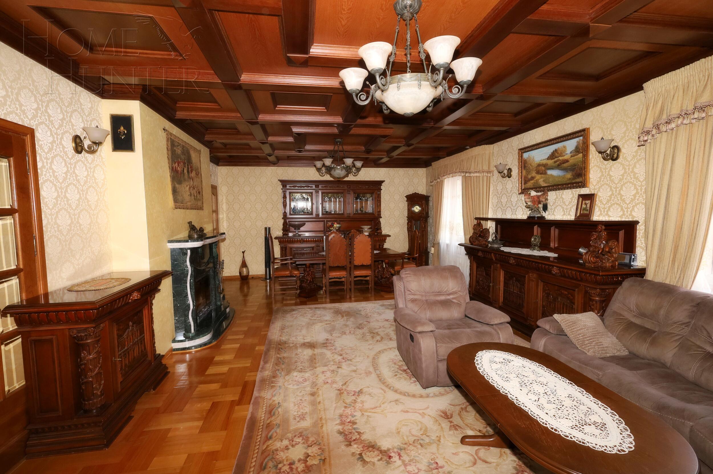 3-этажный коттедж 700 м² с отделкой