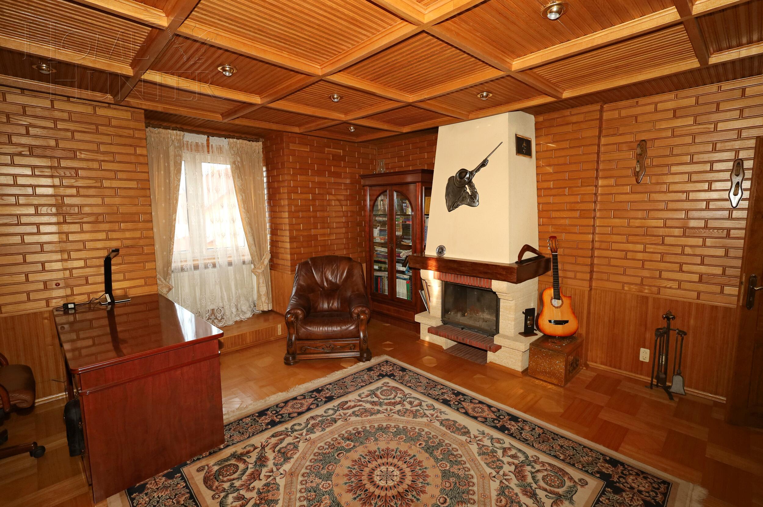 3-этажный коттедж 700 м² с отделкой